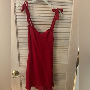 Reformation Christine dress in lipstick. Size 0 New with tags!